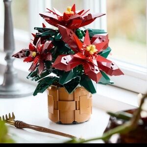 NIB LEGO BOTANICAL COLLECTION 10370 POINTSETTIA 608 PCS BRAND NEW - sealed box